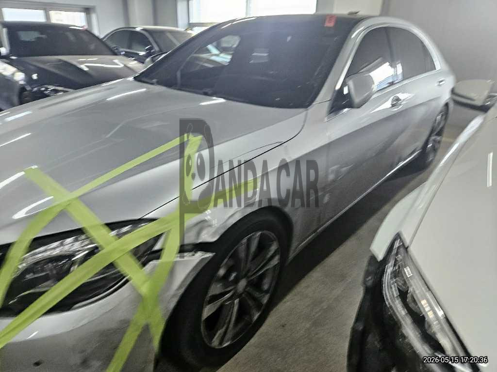 2017 Mercedes-Benz S400 4Matic L, photograph 2