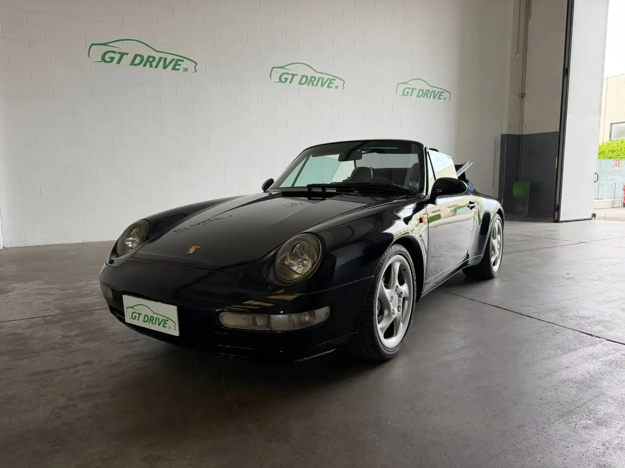 1995 Porsche 993 911 III Carrera 993 911 Cabrio 3.6 Carrera 4 *MERAVIGLIOSA*, photograph 7
