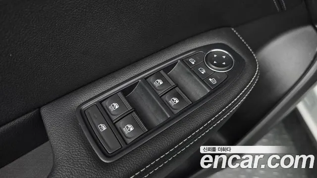 Renault-KoreaSamsung XM3 1.3 TCe RE Signature — photo 1 of 31
