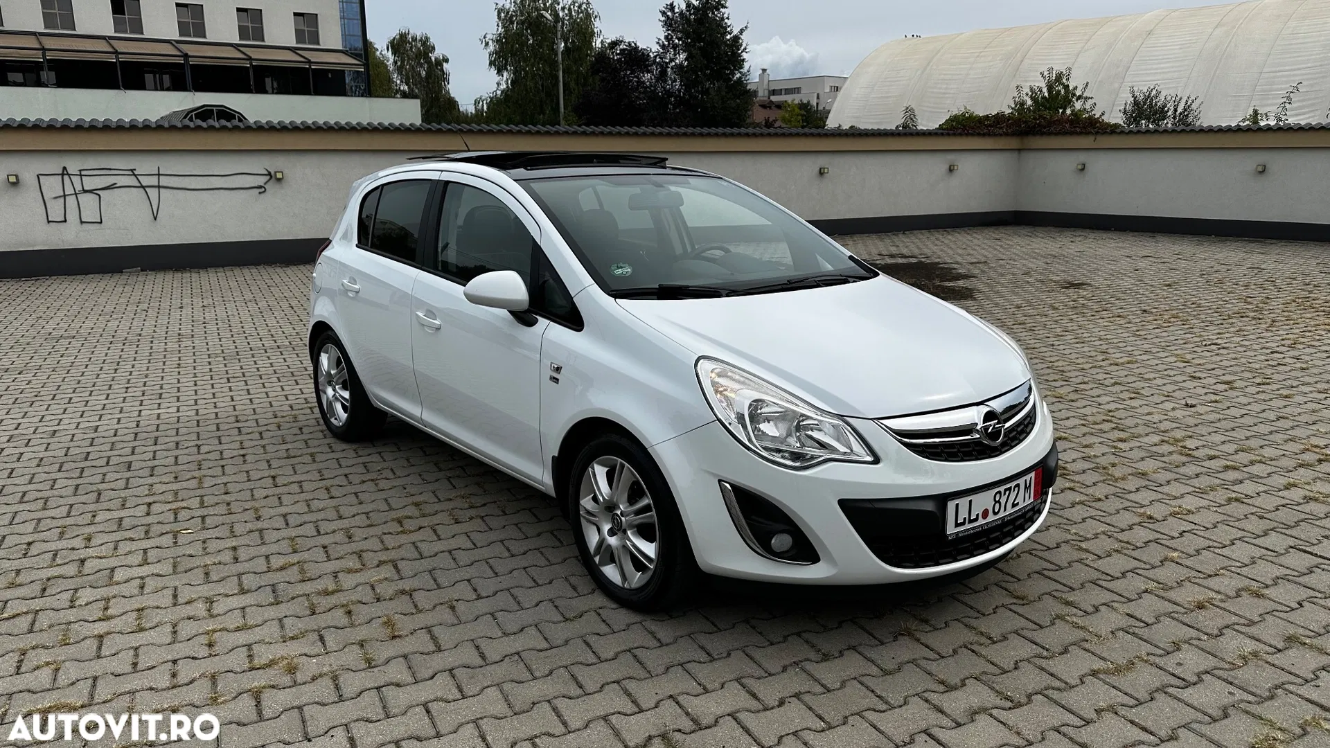 2012 Opel Corsa 1.4 16V 150 Jahre, photograph 1
