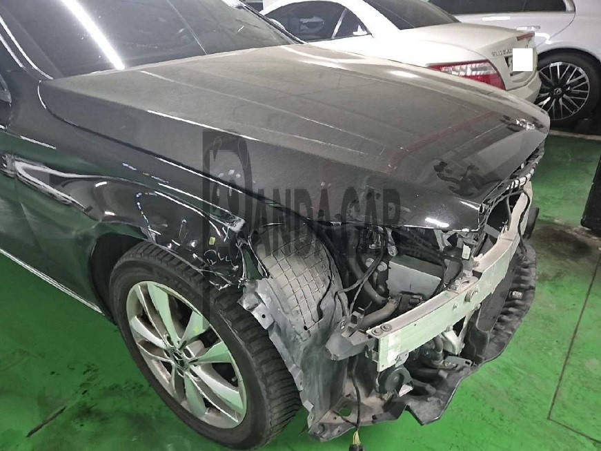 2019 Mercedes-Benz C220 d, photograph 1