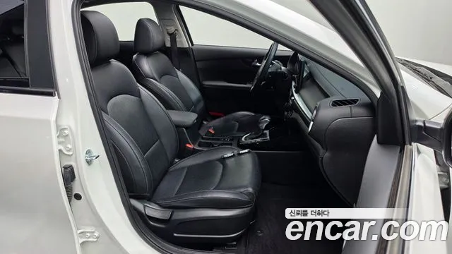 2022 Kia K3 1.6, photograph 8