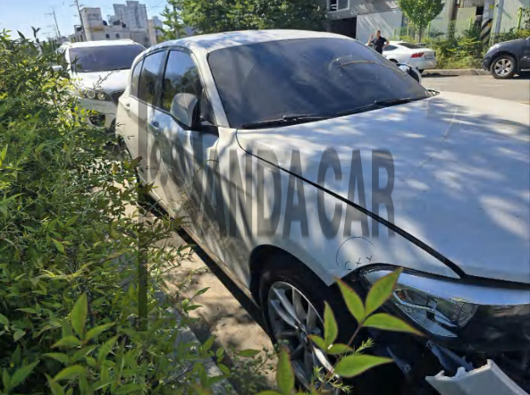 2017 BMW 118d, photograph 3