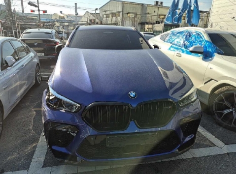 2021 BMW X6 M Competition, photograph 1