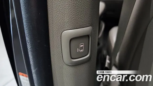 2019 Kia Canival 9-Seater Noblesse Special, photograph 12