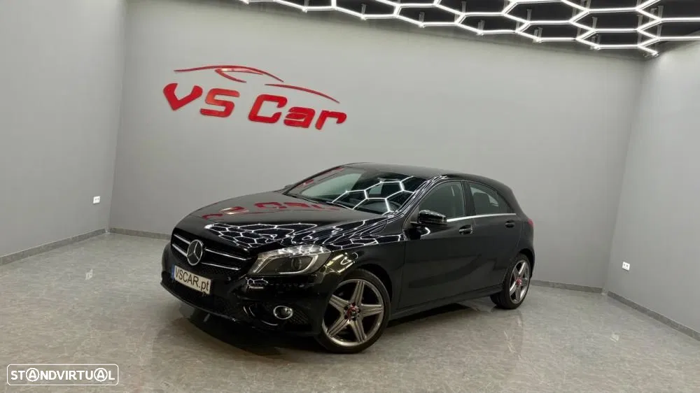 2013 Mercedes-Benz Classe A CDI (BlueEFFICIENCY) Urban, photograph 1