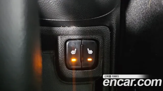 2018 ChevroletGMDaewoo Spark Premier, photograph 7