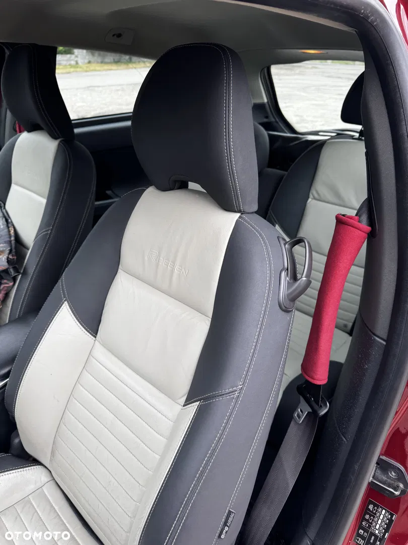 2010 Volvo C30 D2 DRIVe Momentum, photograph 9