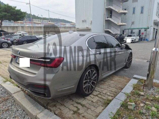 2022 BMW 730d xDrive, photograph 4