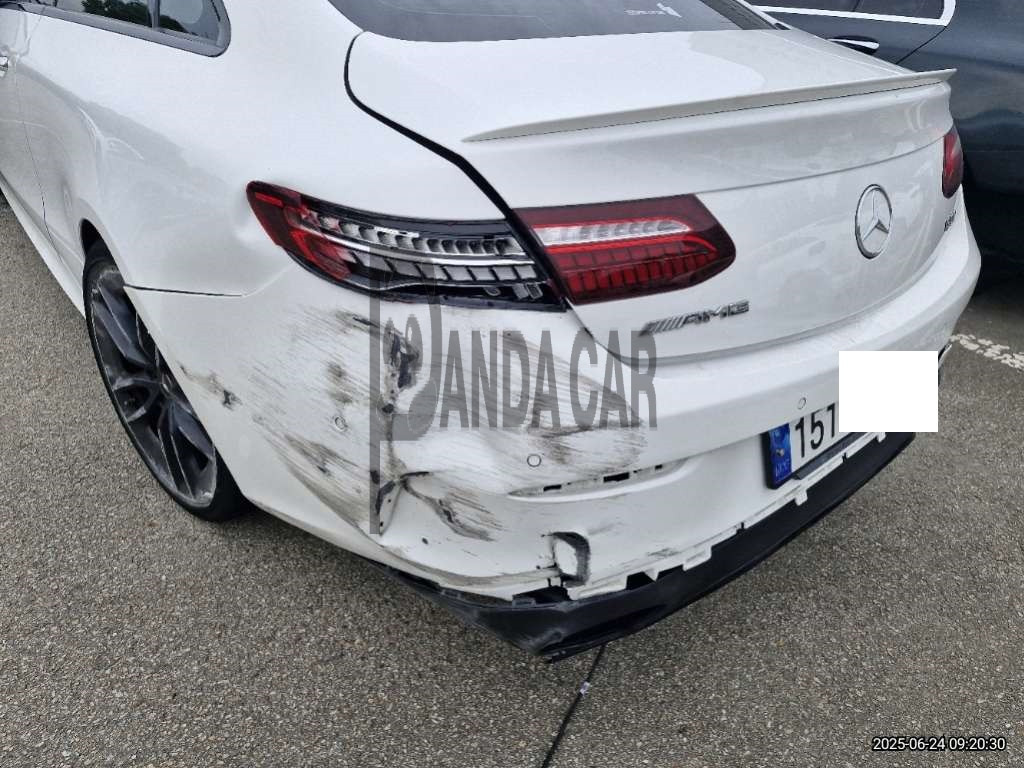 2023 Mercedes-AMG E53 4MATIC + Coupe, photograph 5