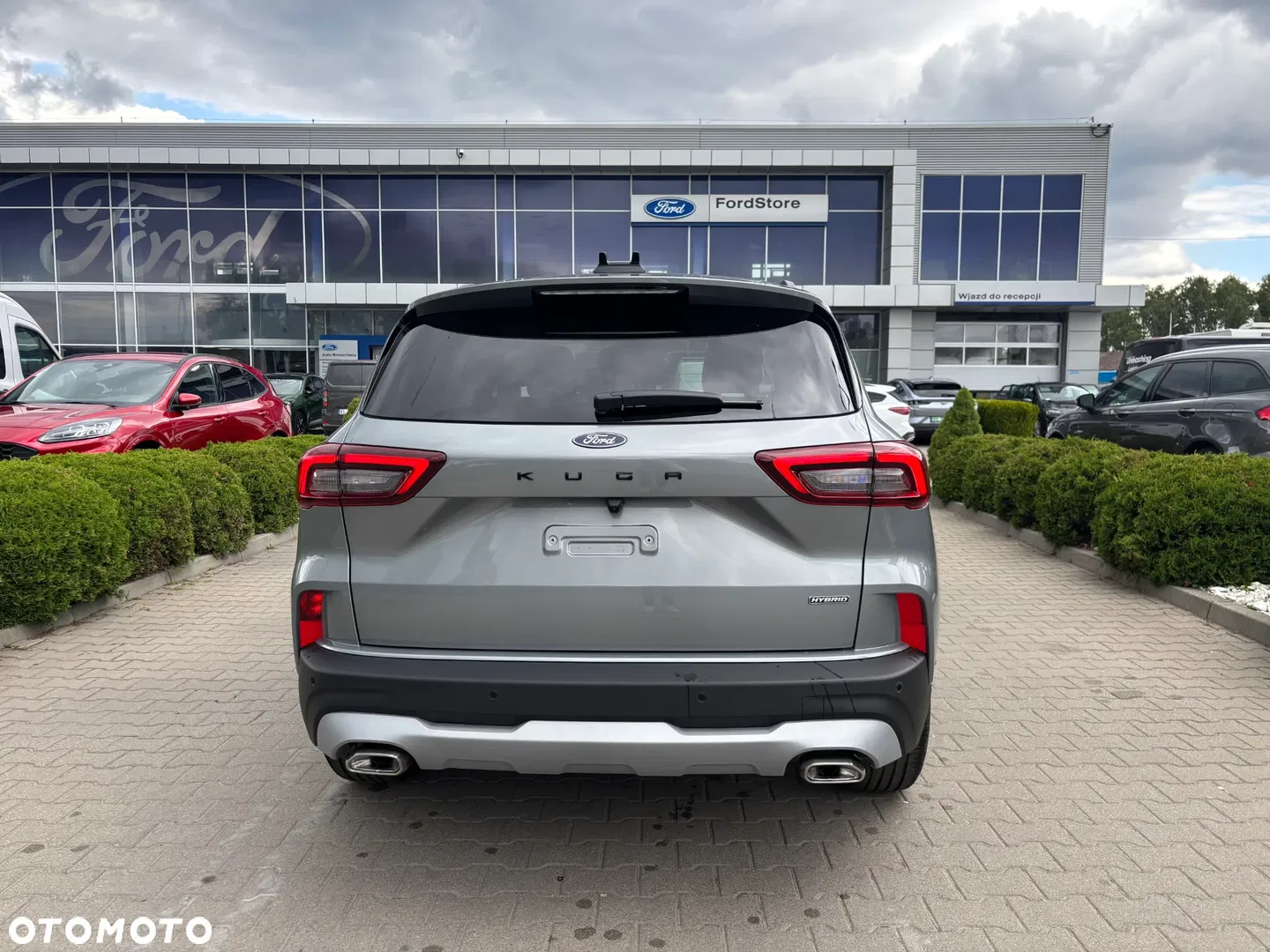 2025 Ford Kuga 2.5P PHEV FWD Active X eCVT, photograph 3