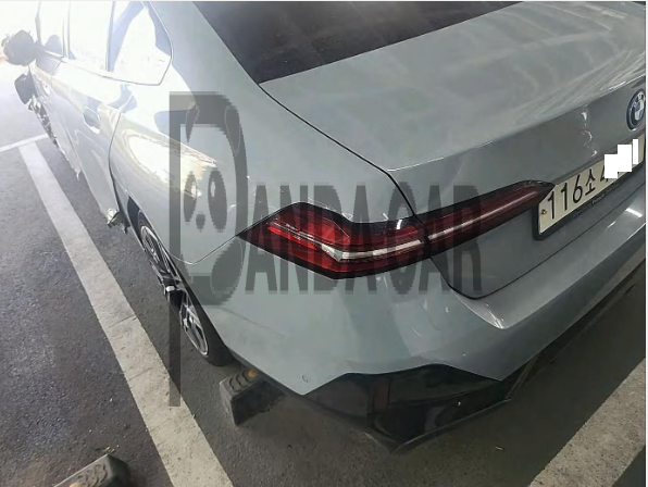 2024 BMW 530e, photograph 3