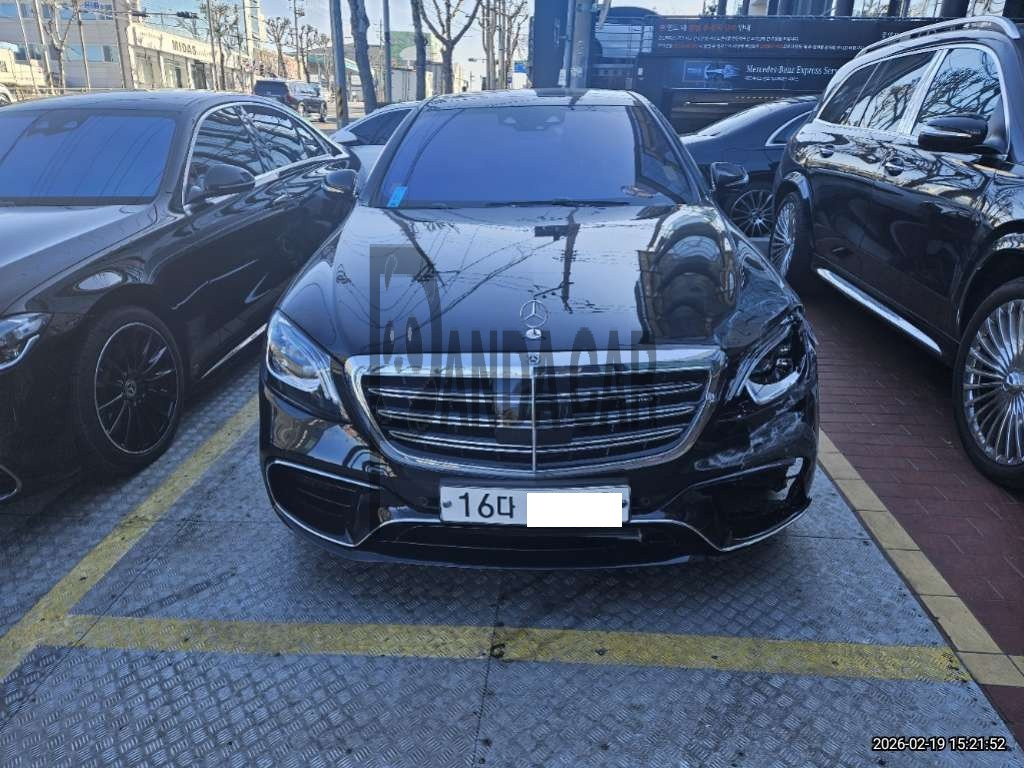 2018 Mercedes-AMG S63 4Matic + L, photograph 1