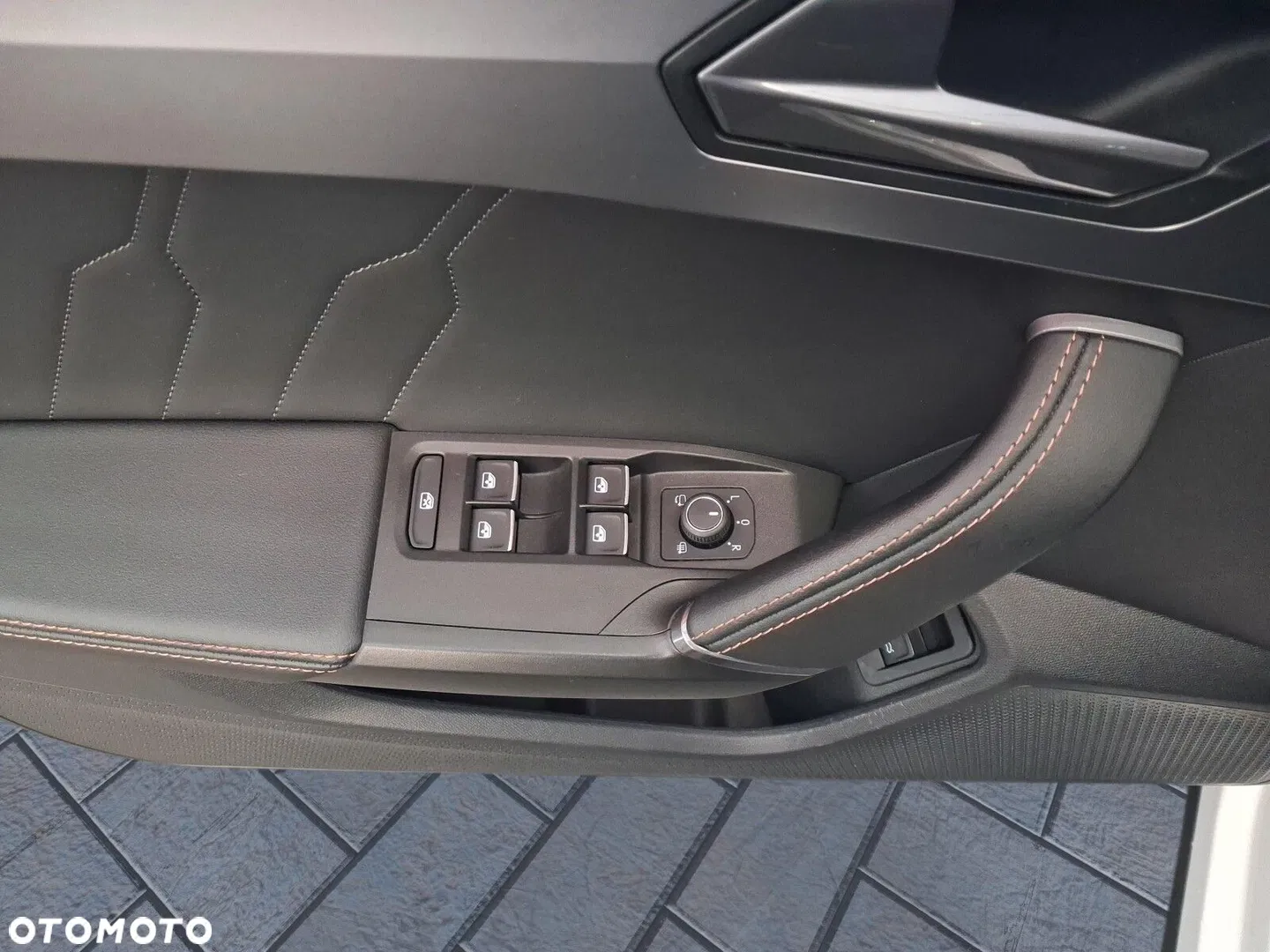 2022 Cupra Formentor 1.4 e-Hybrid DSG, photograph 10