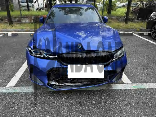 2023 BMW 330e, photograph 1