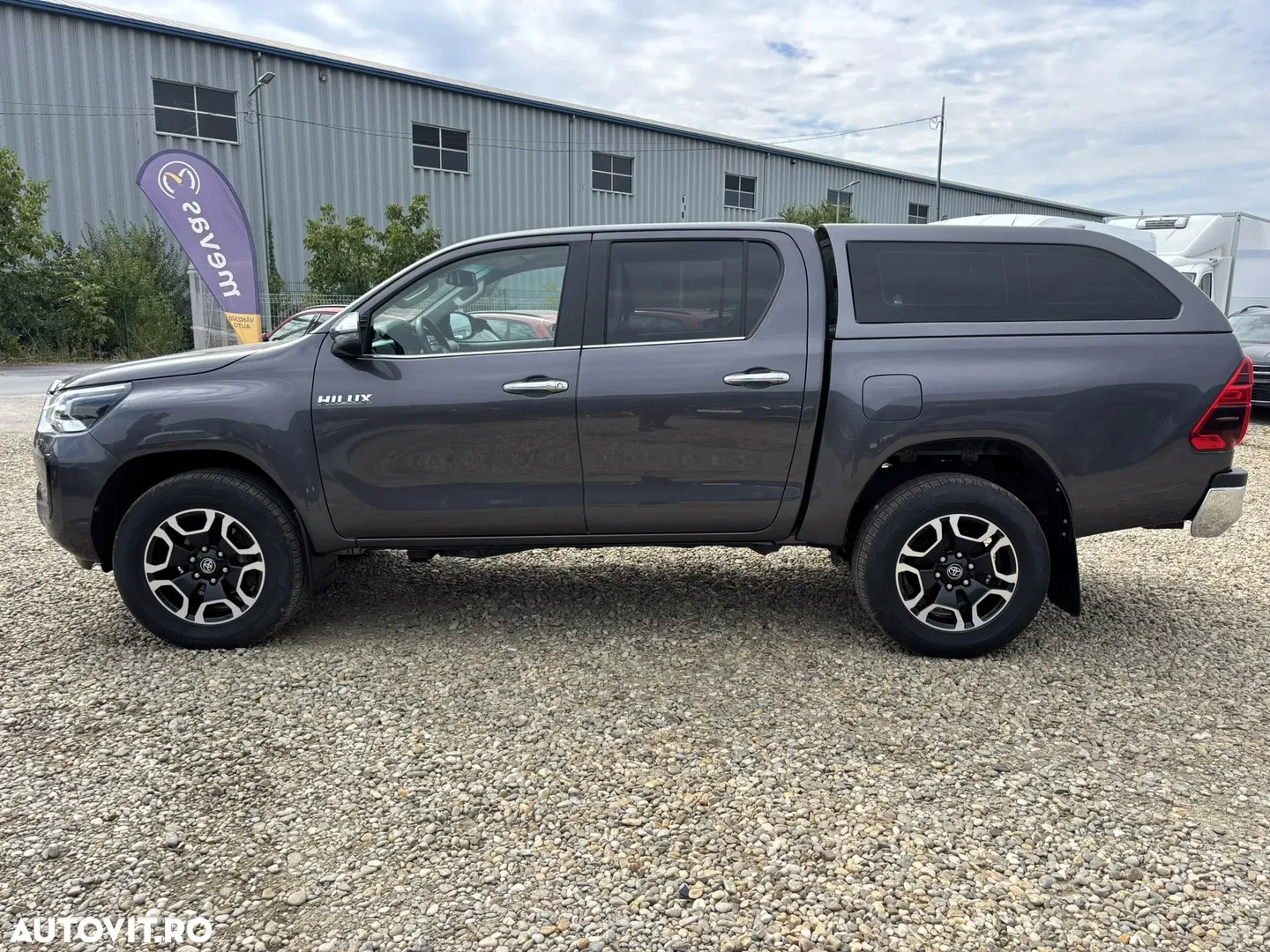 2022 Toyota Hilux 2.8D 204CP 4x4 Double Cab AT Executive, photograph 10