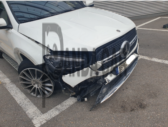 2023 Mercedes-Benz GLE 450 d 4MATIC Coupe, photograph 2