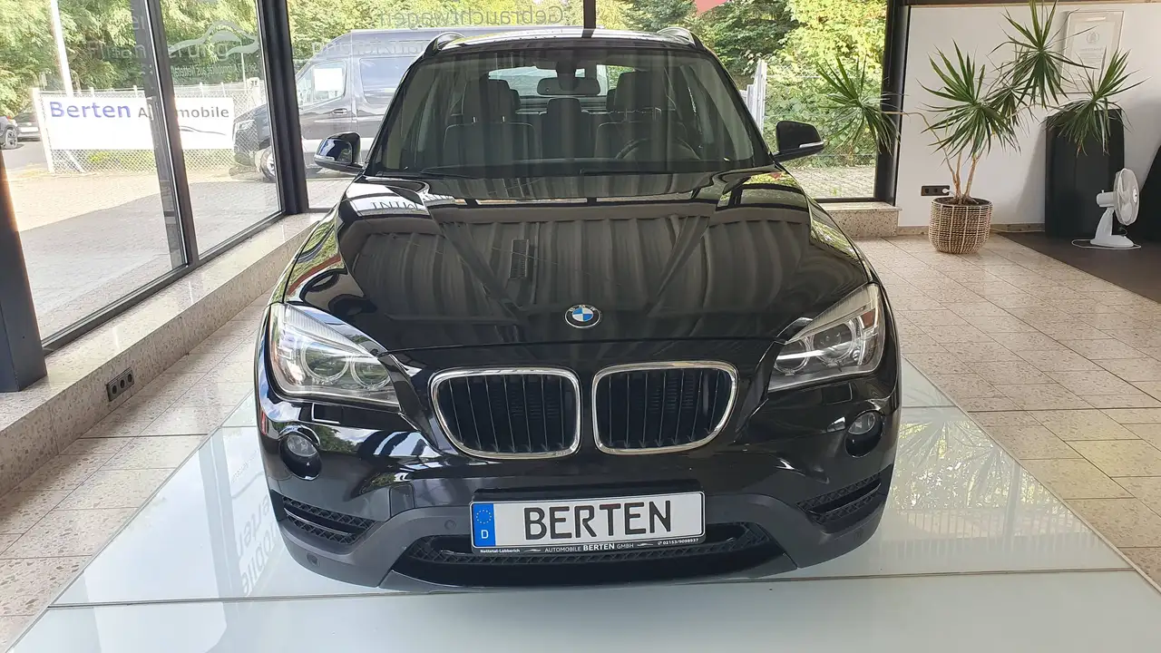 2012 BMW X1 sDrive 20 d, Sport Line, Automatik, AHK, SHZ, PDC vo. + hi., Leder, Klimaautomatik, usw..., photograph 6