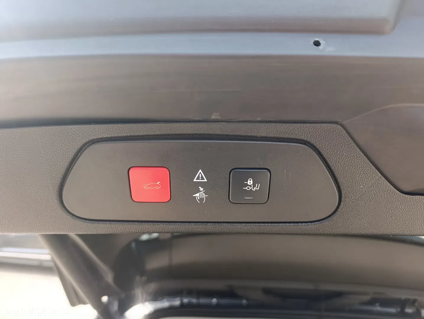 2018 Opel Grandland X 1.2 T Ultimate S&S, photograph 12