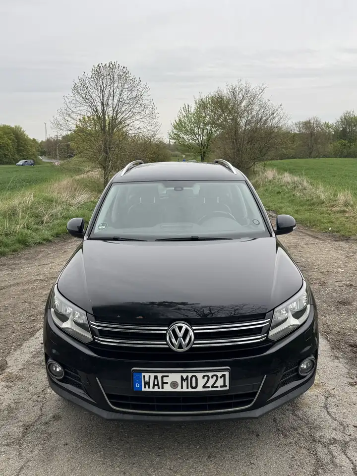 2011 Volkswagen Tiguan 2.0 TDI DPF 4Motion DSG Sport & Style, photograph 6