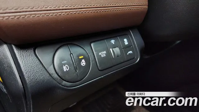 2018 Hyundai Starex Urban 9-Seater, photograph 10