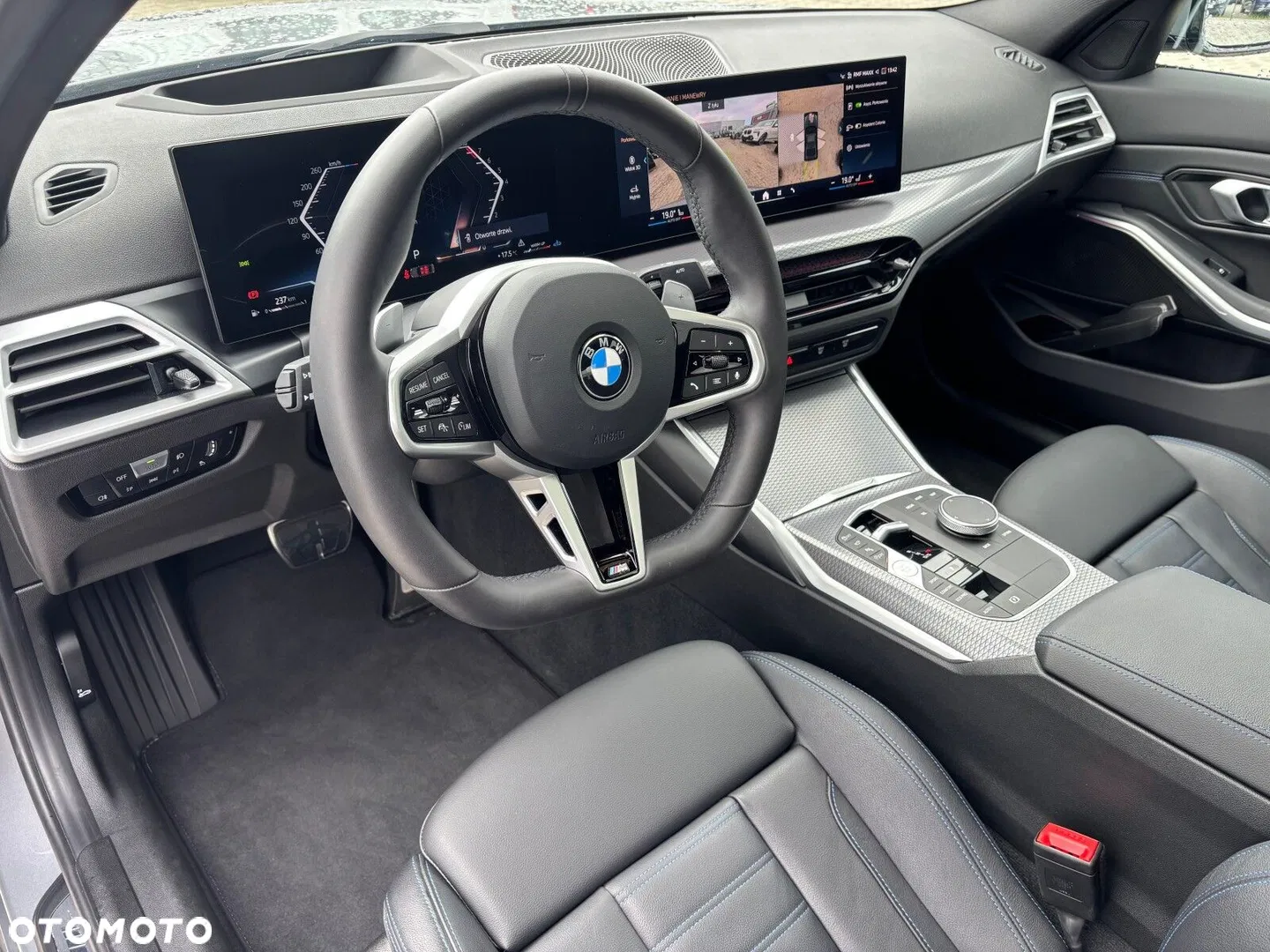 2025 BMW Seria 3 330i xDrive M Sport sport, photograph 11