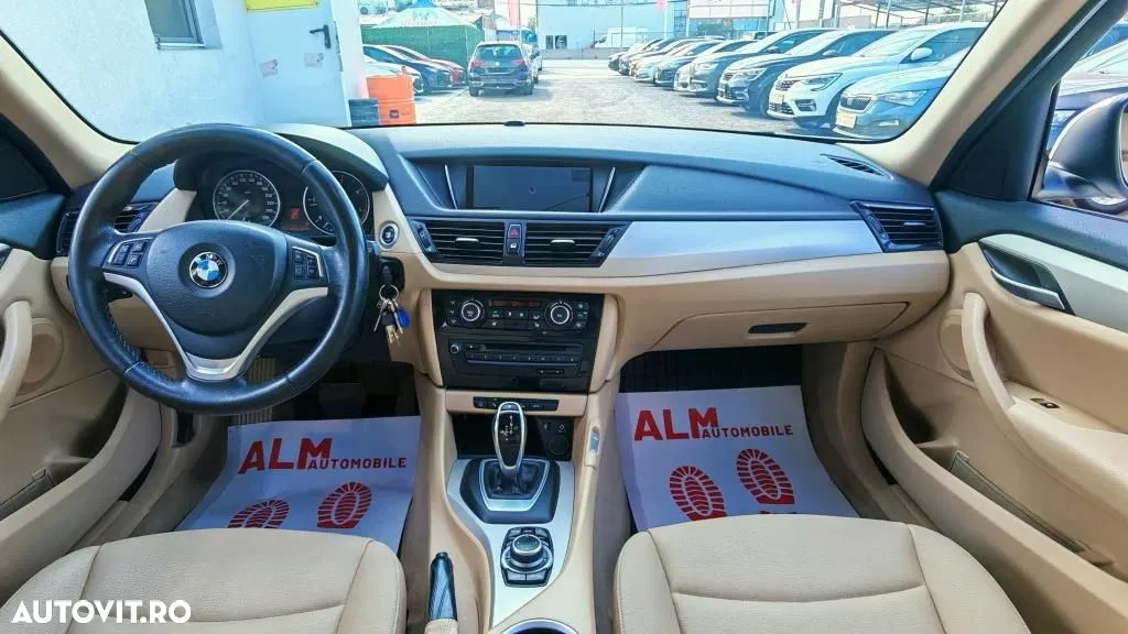 2014 BMW X1, photograph 2