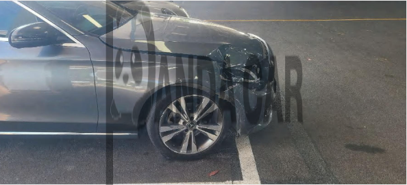 2018 Mercedes-Benz C200, photograph 3