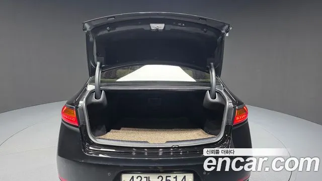 Kia K7 2.4 GDI Limited — photo 1 of 37