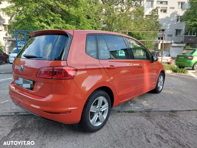 2015 Volkswagen Golf Sportsvan 1.6 TDI DPF DSG BMT Comfortline, photograph 3