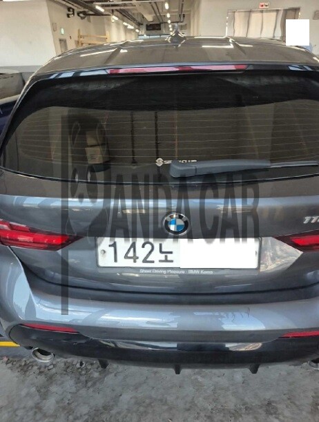 2020 BMW 118d M Sport Package, photograph 3