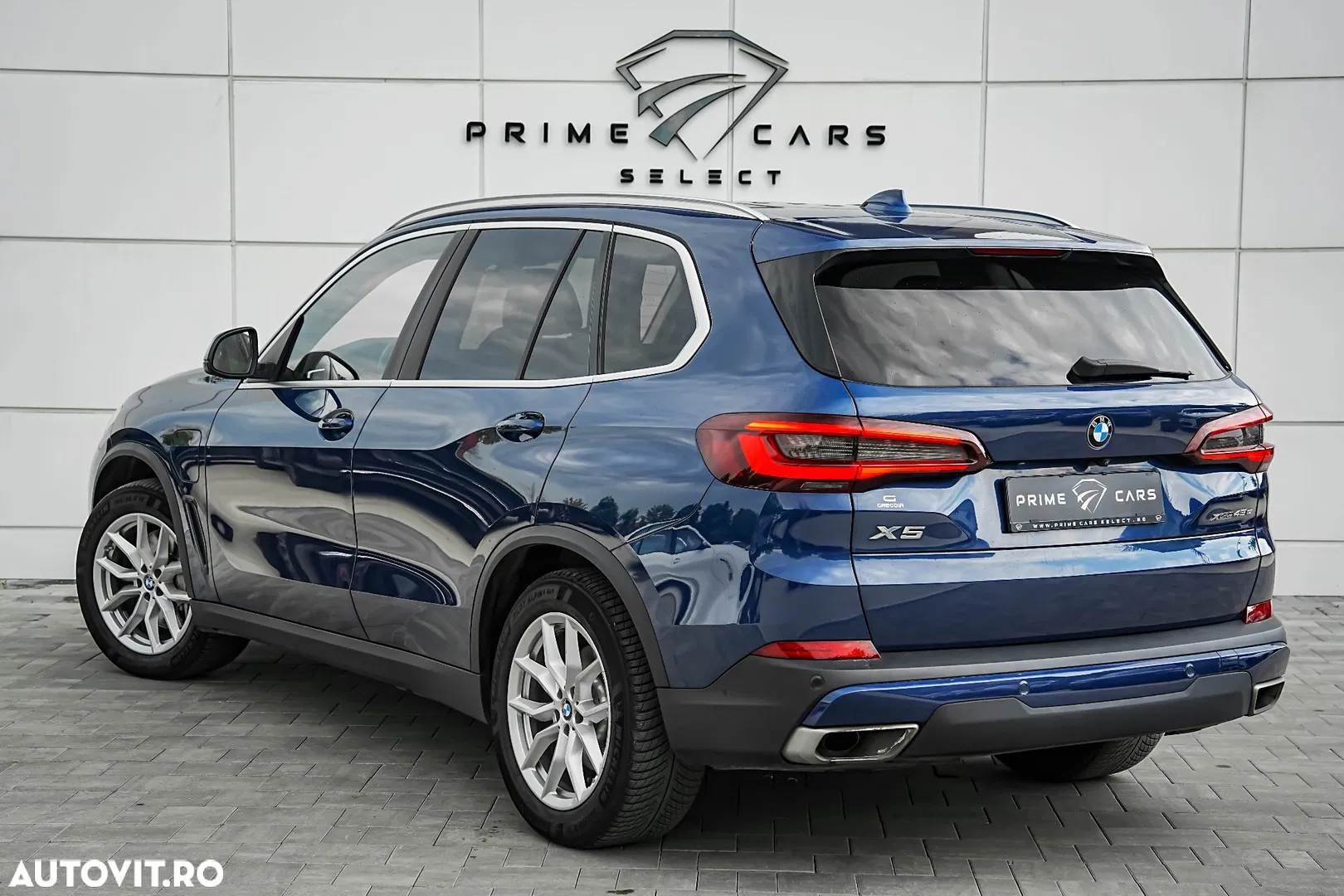 2021 BMW X5 xDrive45e, photograph 2
