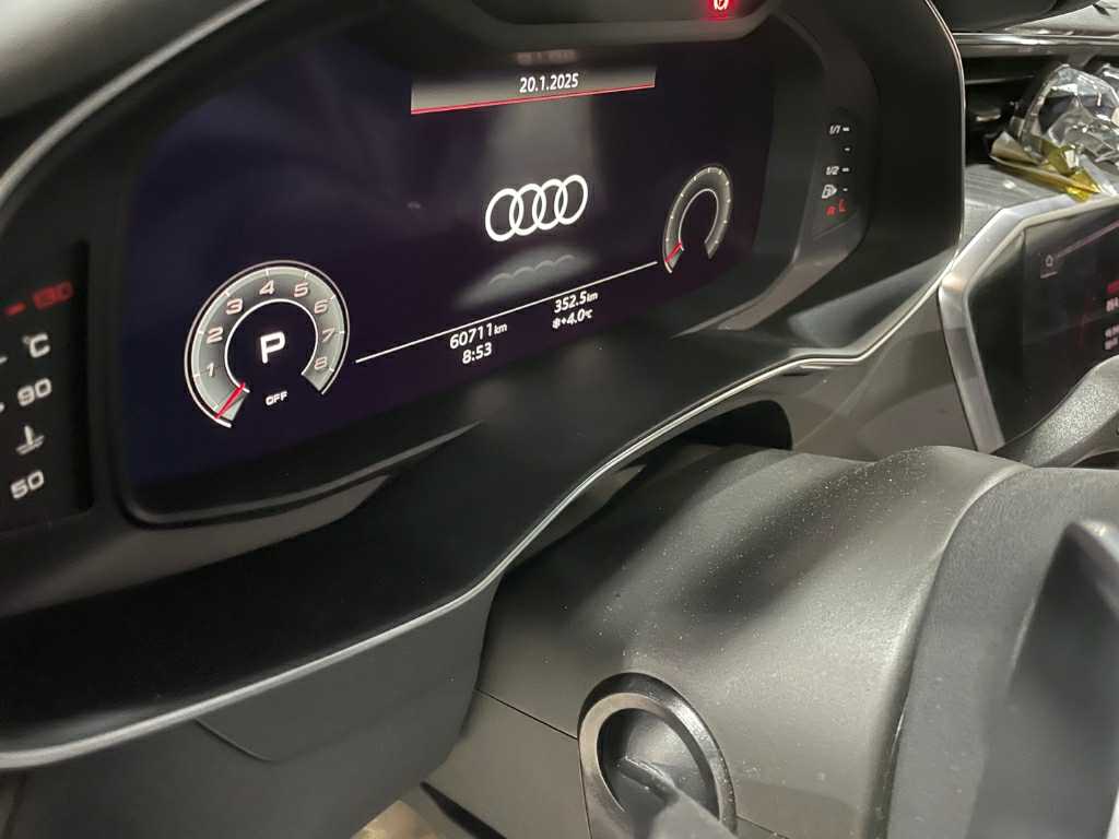 2021 Audi A6 45 TFSI quattro, photograph 2