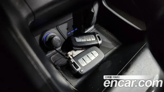 2011 Hyundai Tucson Diesel 2WD LX20, photograph 1