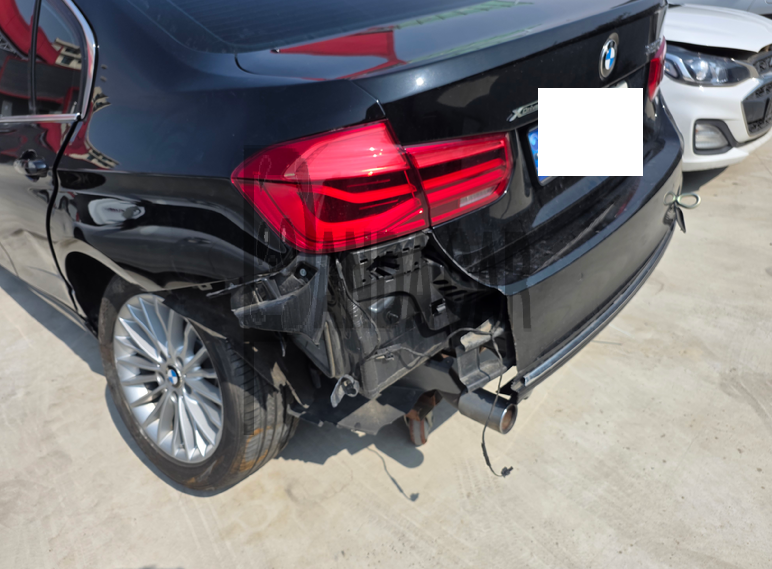 2018 BMW 320i, photograph 4