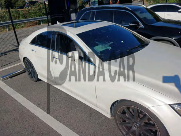 2017 Mercedes-Benz CLS400, photograph 2