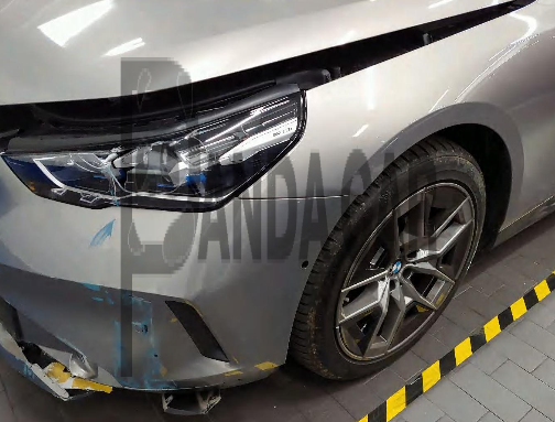 2025 BMW 520i, photograph 2