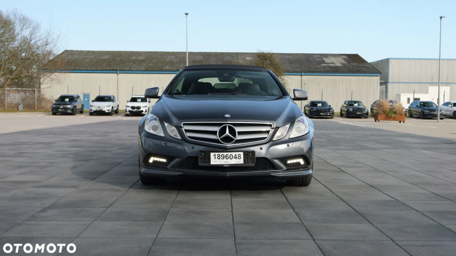2010 Mercedes-Benz Klasa E 350 CGI BlueEFFICIENCY 7G-TRONIC Elegance, photograph 7