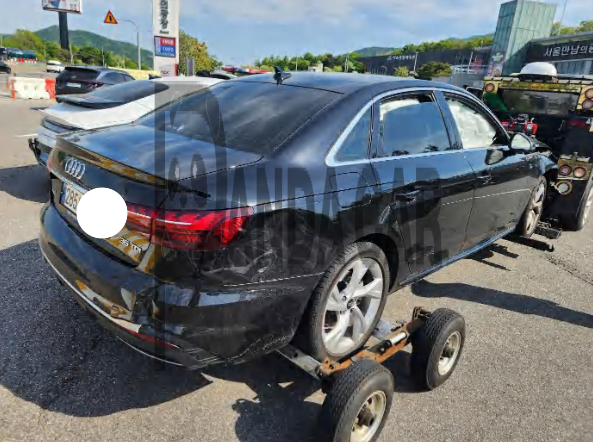 2022 Audi A4 35 TDI, photograph 4