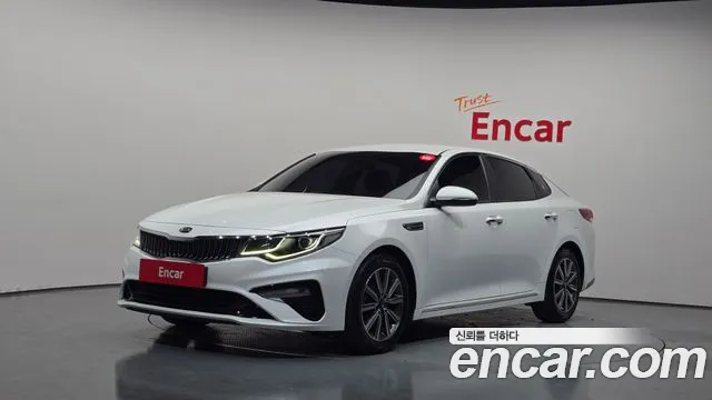Kia K5 2.0 — photo 1 of 20