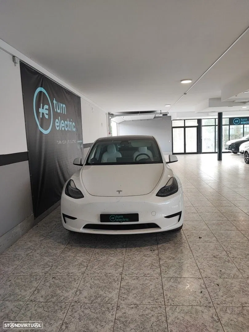 2023 Tesla Model Y Tração Traseira, photograph 4