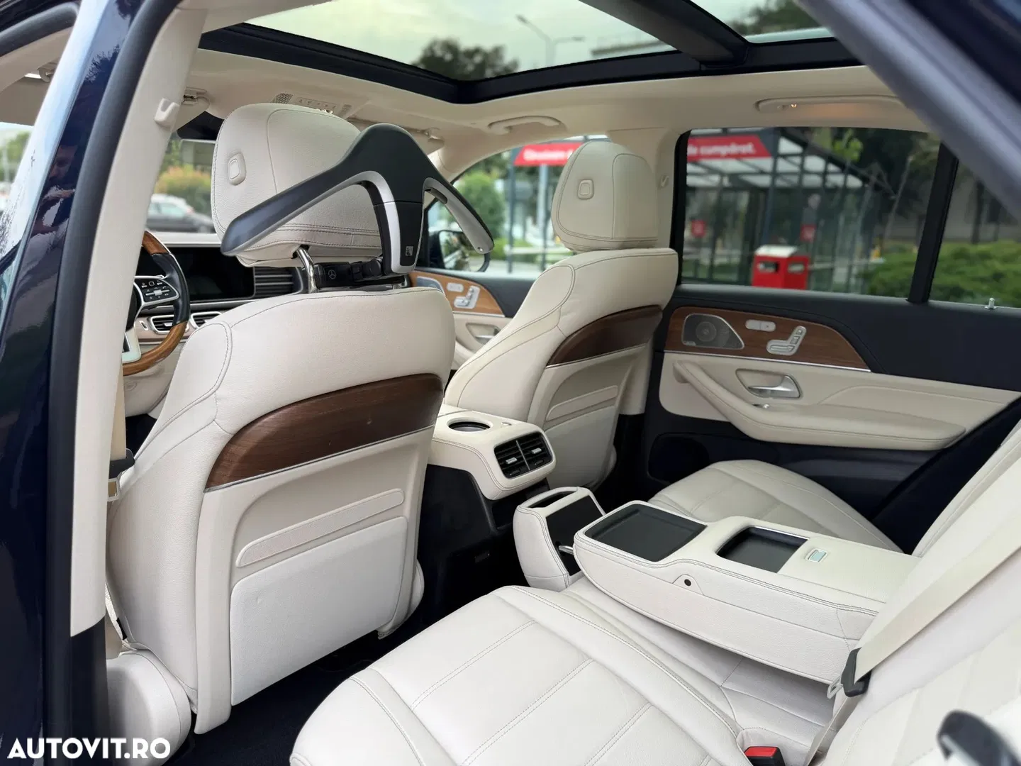 2021 Mercedes-Benz GLE, photograph 10