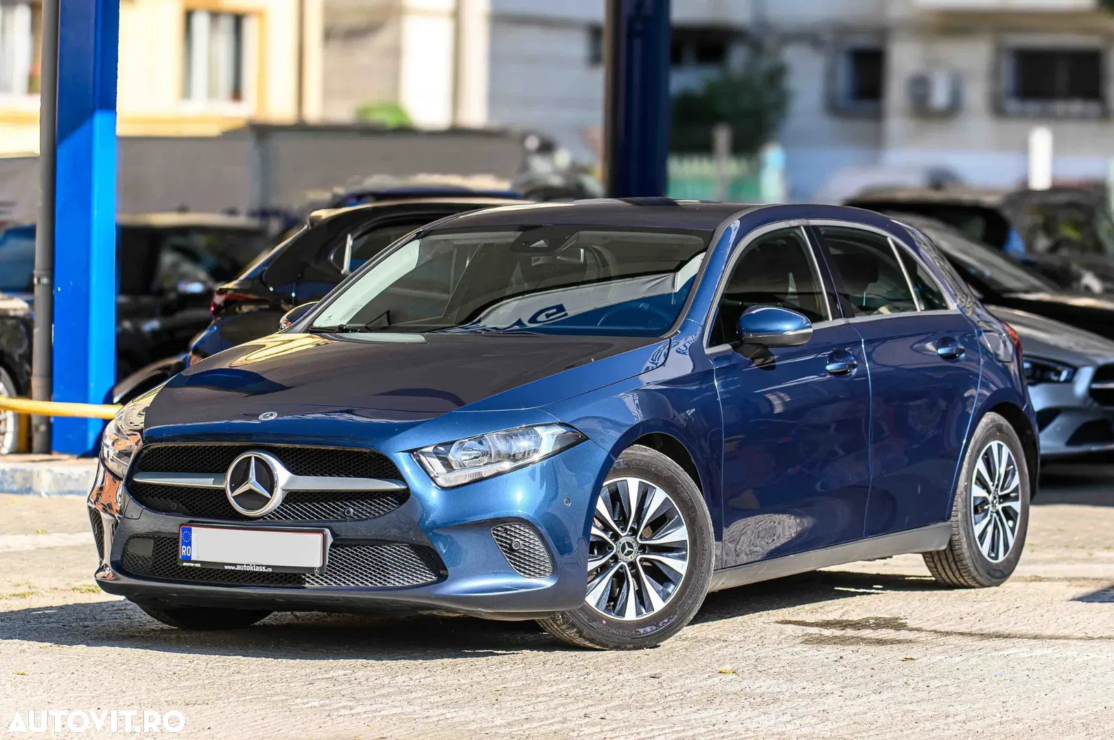 2020 Mercedes-Benz A 180 d 7G-DCT Edition 2020, photograph 1