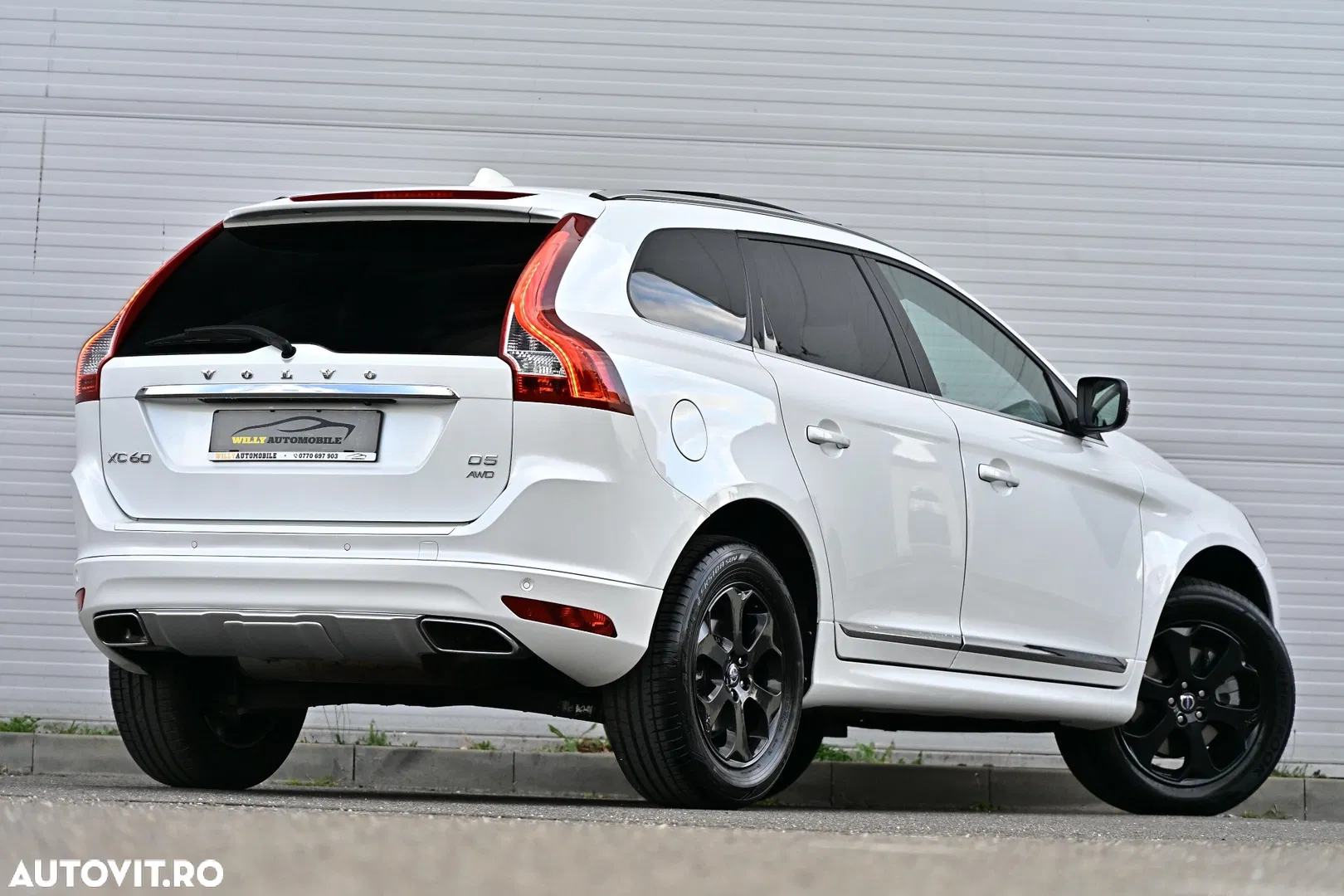 2015 Volvo XC 60 D5 AWD Geartronic Summum, photograph 5