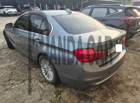 2018 BMW 320i, photograph 4