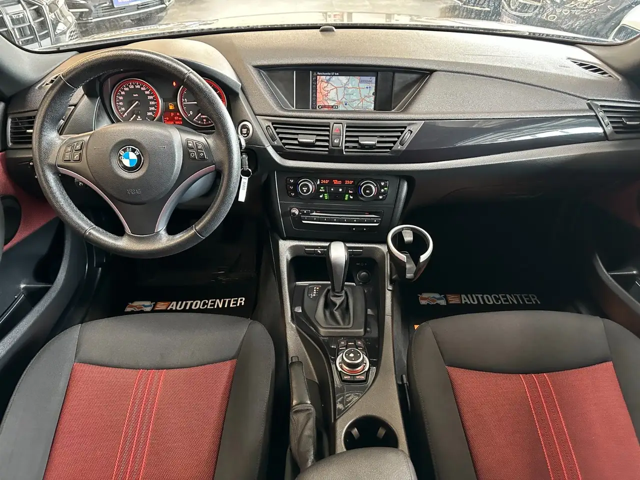 2010 BMW X1 xDrive *KEYLESS*MEMORY*TEMPO*NAV*PDC(CAM)*, photograph 6