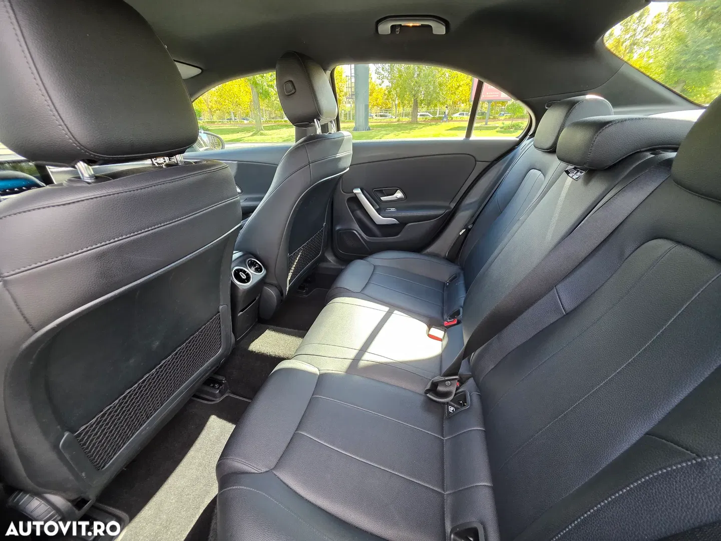 2020 Mercedes-Benz A 180 7G-DCT Edition 2020, photograph 8