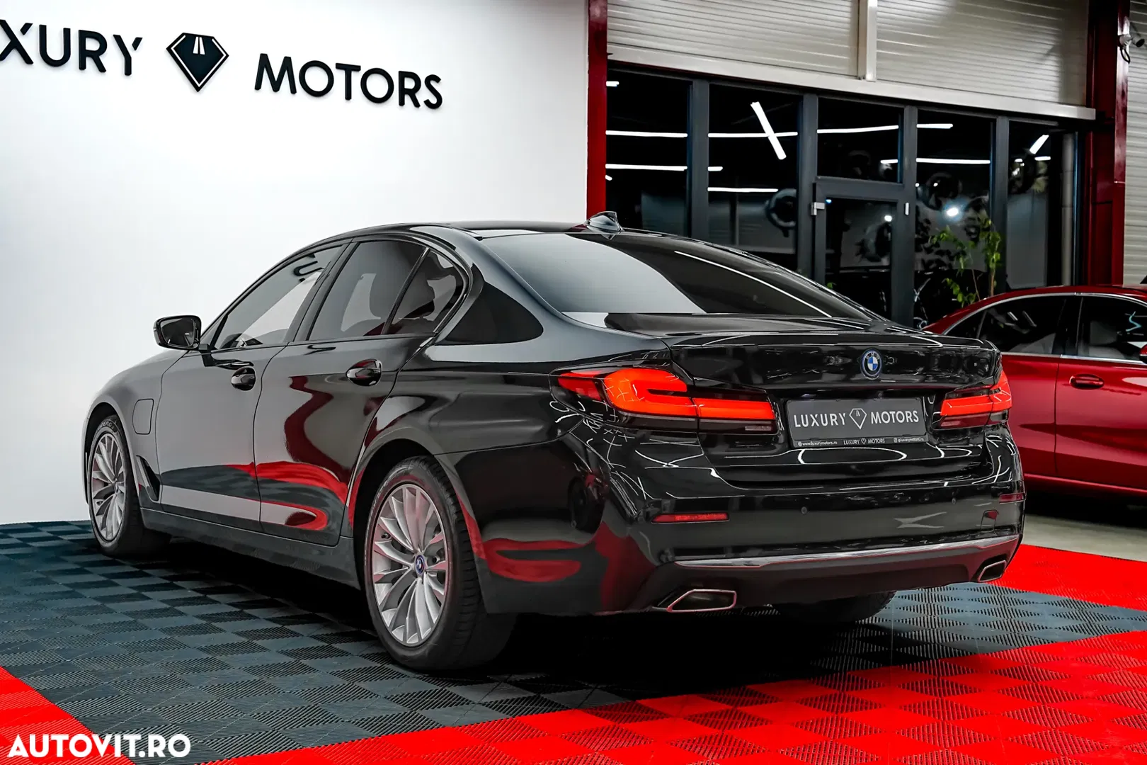 2022 BMW Seria 5 530e Aut., photograph 7