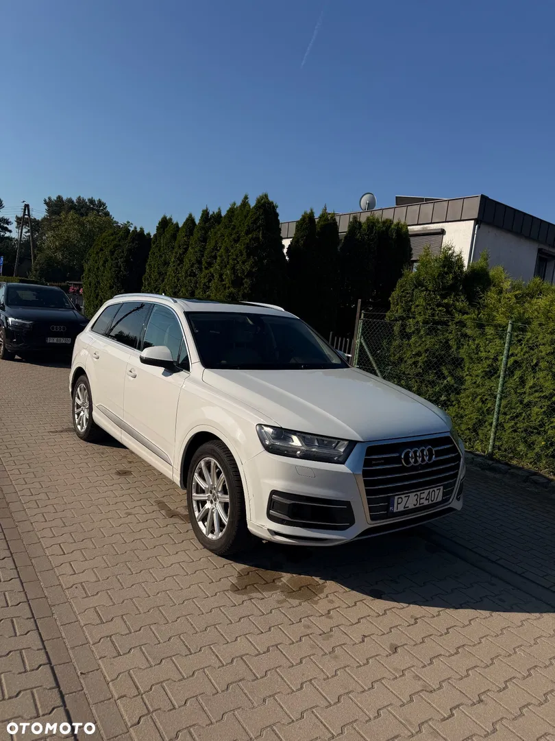 2018 Audi Q7 3.0 TFSI Quattro Tiptr, photograph 4