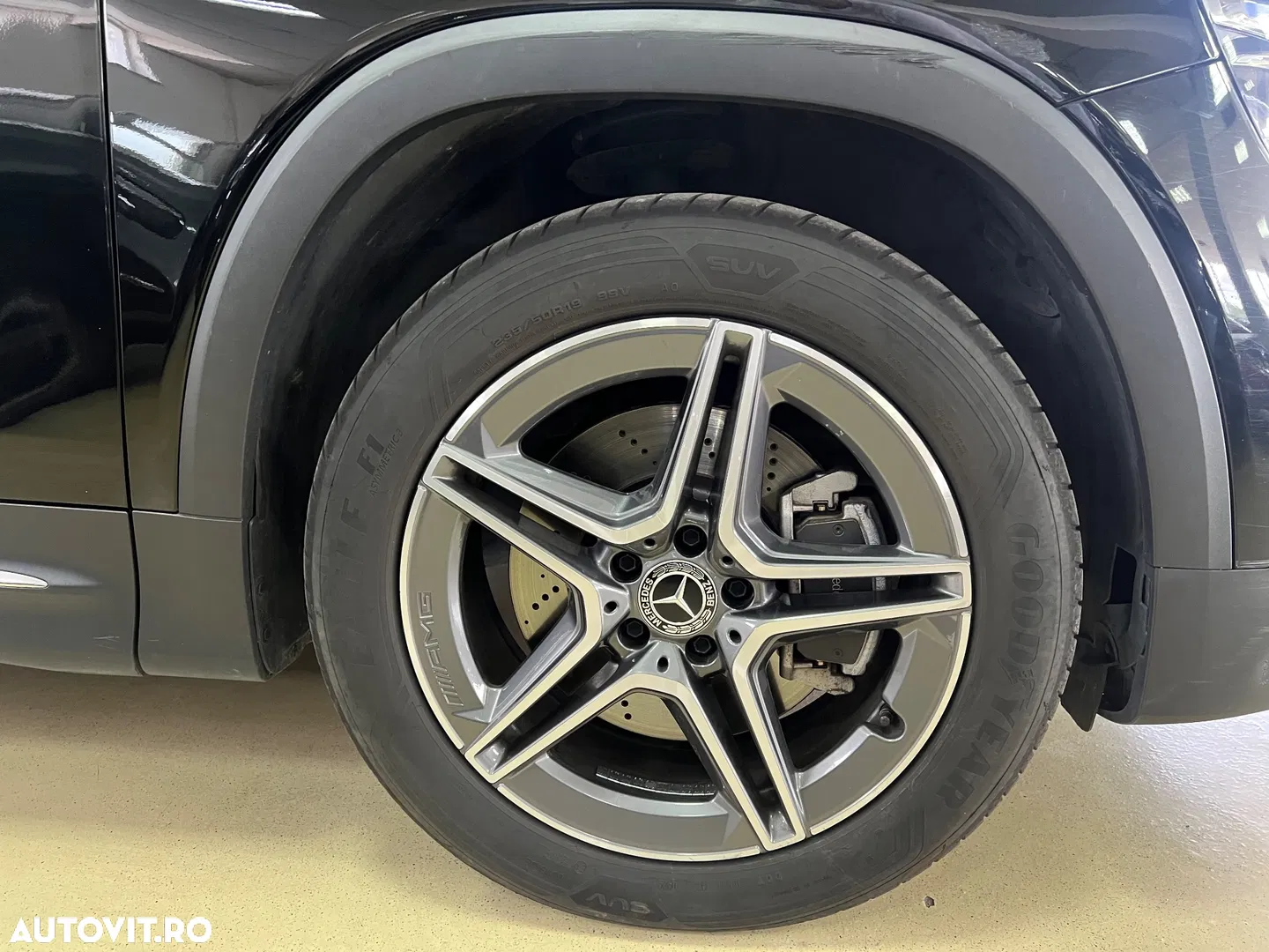 2021 Mercedes-Benz GLB 220 d 4MATIC 8G-DCT AMG Line, photograph 8